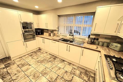 undefined, Lindisfarne Avenue, Stanney Oaks, Ellesmere Port