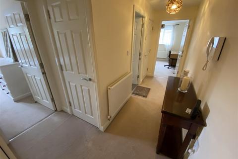 undefined, Millstone Court, Stone