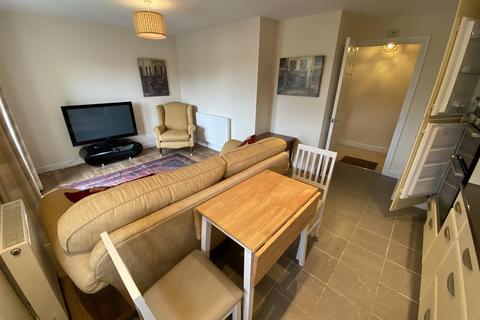 undefined, Millstone Court, Stone