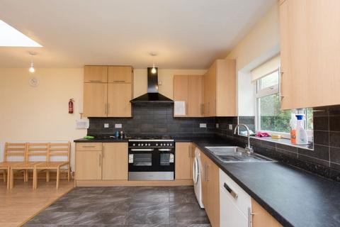 undefined, Morris Crescent