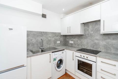 undefined, Oxford Terrace, , West End
