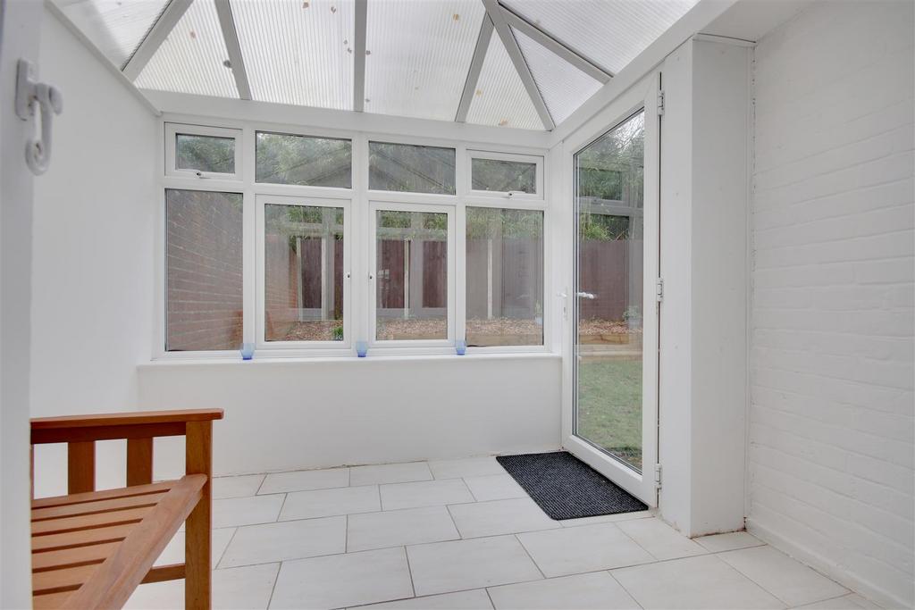 Conservatory 2.jpg