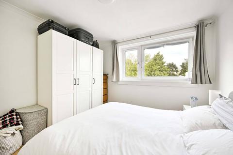 undefined, Fontley Way, Roehampton, London, SW15