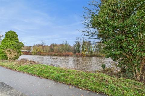 2 bedroom flat for sale, Riverside Close, Warrington, WA1