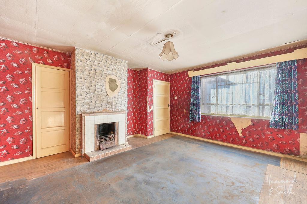 Lounge / Dining Room