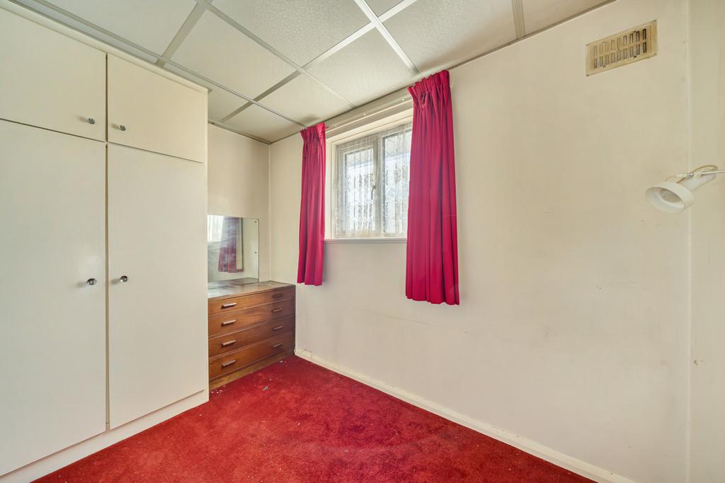 1370636-17-690a14...