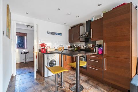 undefined, Bywater Place, Surrey Quays, London, SE16