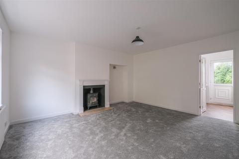 3 bedroom end of terrace house for sale, Mayfield Grove, Brighouse