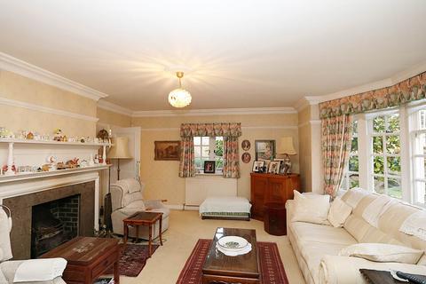undefined, Prime location - Riverview Road, Pangbourne