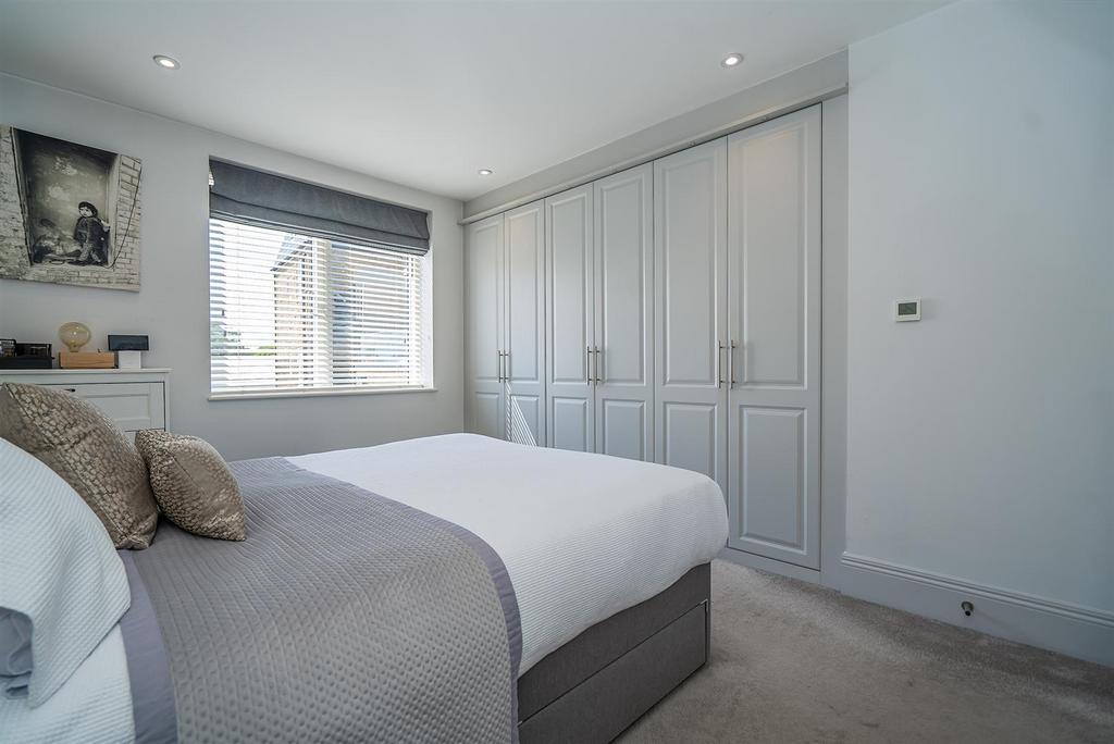 Bedroom 1 b.jpg