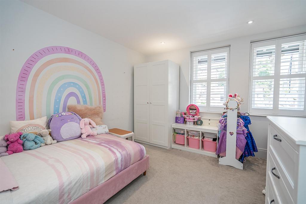Bedroom 2 a.jpg
