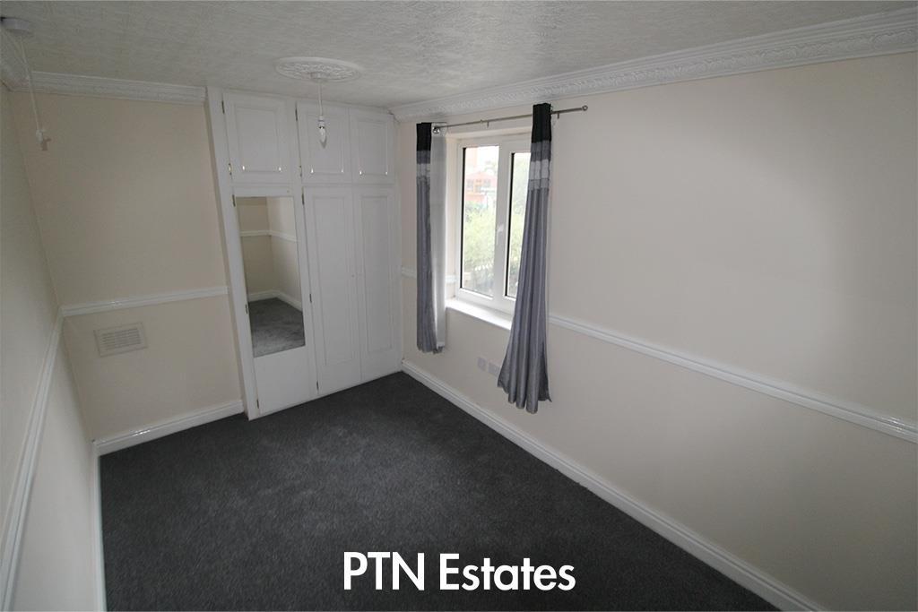 Bedroom 2 .jpg