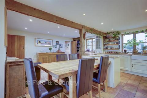 4 bedroom detached house for sale, Little Gregories Lane, Theydon Bois, Epping, Essex