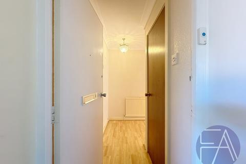 2 bedroom flat for sale, Park Crescent, Merseyside PR9