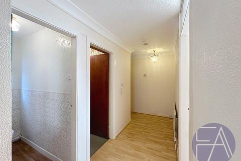 2 bedroom flat for sale, Park Crescent, Merseyside PR9