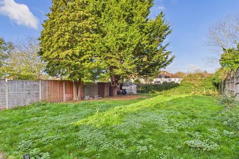 undefined, Gloucester Crescent, Staines-upon-Thames, Surrey, TW18
