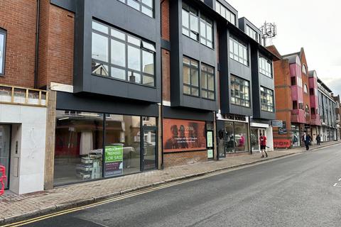Retail property (high street) for sale, 32C Station Rd Gerrards Cross SL9 8EL