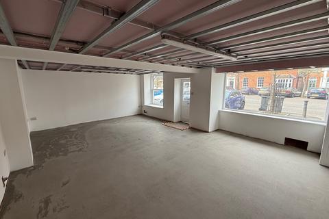 Retail property (high street) to rent, 32 London End Beaconsfield HP9 2JH