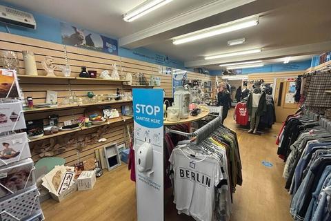 Retail property (high street) to rent, 44 The Borough Farnham GU9 7NW