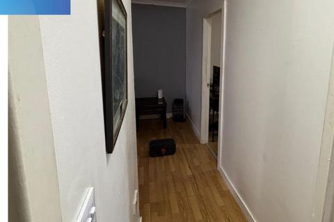 2 bedroom flat for sale, Tanfield, Mauchline KA5