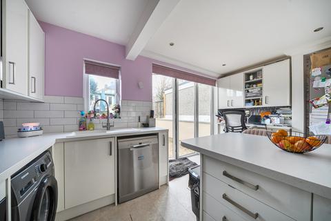 3 bedroom terraced house for sale, Collindale Avenue, Erith