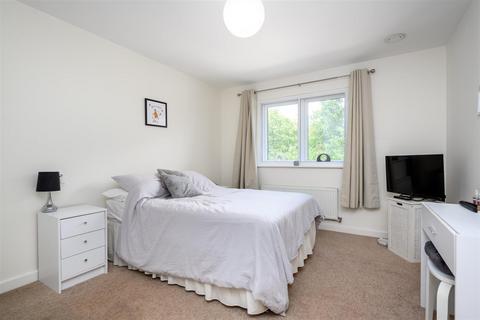 undefined, Mayfield Road, Hersham, Walton-On-Thames