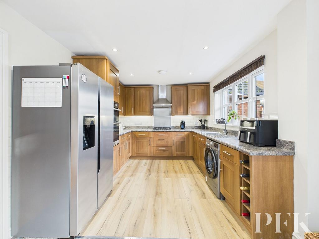 Kitchen / Dining