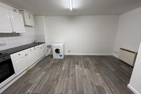 3 bedroom apartment to rent, St Peter Gate , ,