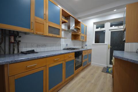 undefined, Kenton Park Avenue, Kenton, Harrow, HA3 8DX
