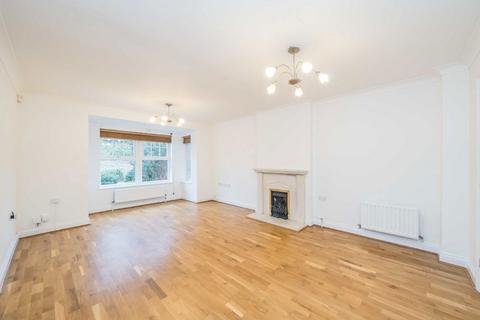 undefined, Sandringham Mews, Hampton TW12