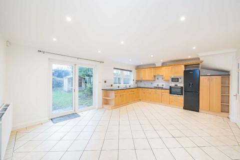 undefined, Sandringham Mews, Hampton TW12