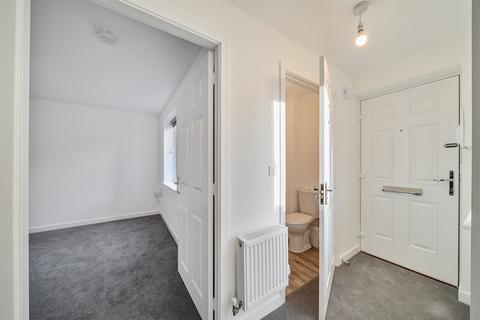 3 bedroom semi-detached house to rent, Pear Tree Court, WF11