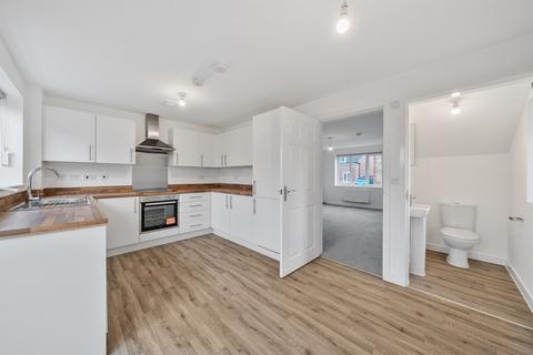 3 bedroom detached house to rent, Pear Tree Court, WF11