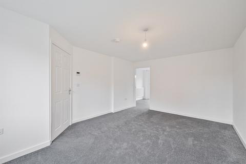 3 bedroom detached house to rent, Pear Tree Court, WF11