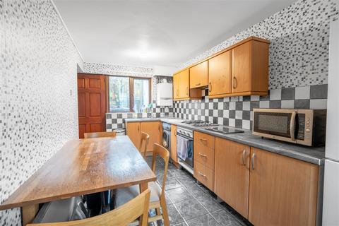 2 bedroom end of terrace house for sale, Kirkton Road, Cambuslang, Glasgow
