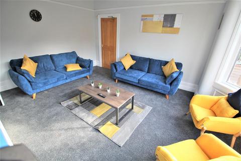 undefined, Estcourt Avenue, Headingley, Leeds, West Yorkshire