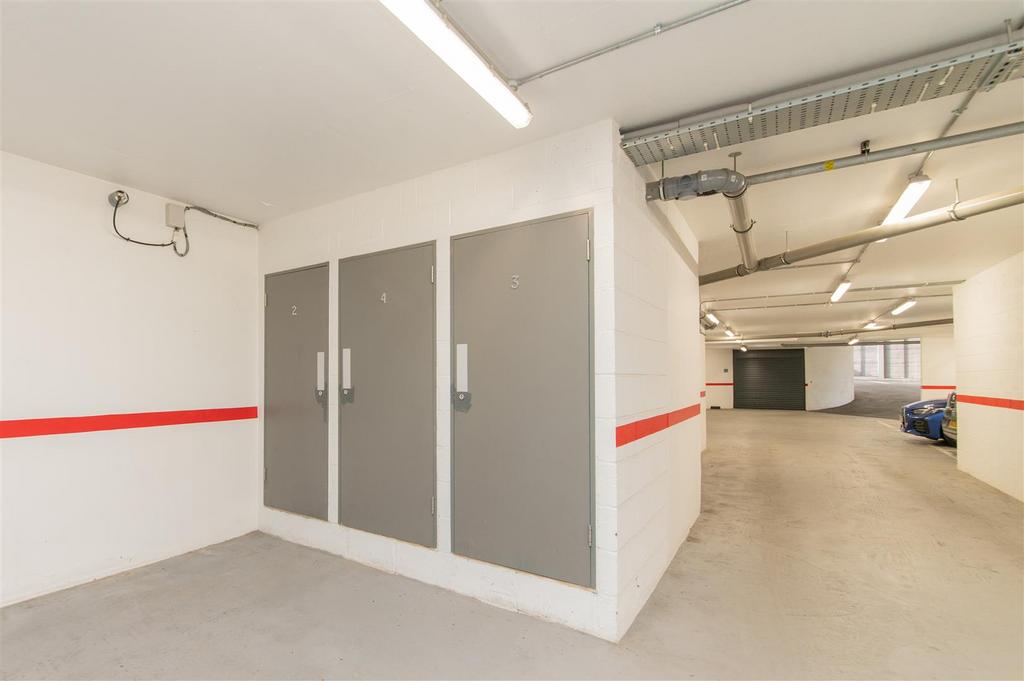 Flat 4 Annabel Court-29 DSC 1114.jpg