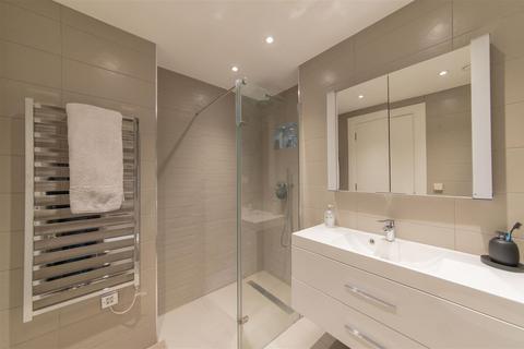 2 bedroom apartment for sale, Annabel Court, NW11
