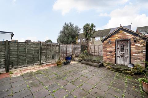 undefined, Wood Road, Shepperton, TW17