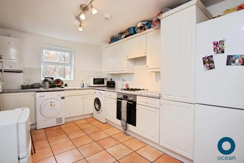 5 bedroom terraced house to rent, Wright Way, Bristol BS16