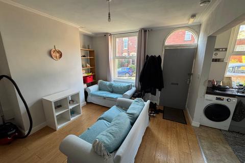 undefined, Pennington Grove, Leeds, LS6
