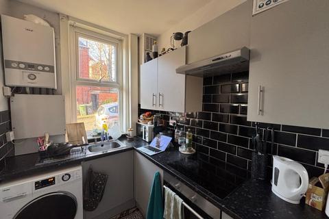 undefined, Pennington Grove, Leeds, LS6
