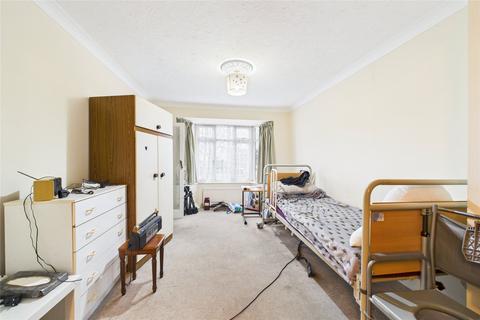 undefined, Basingstoke Road, Reading, Berkshire, RG2