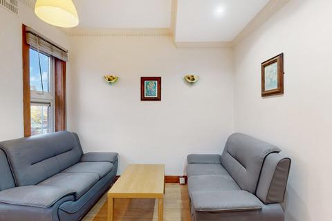 3 bedroom flat to rent, Acland Road, London NW2