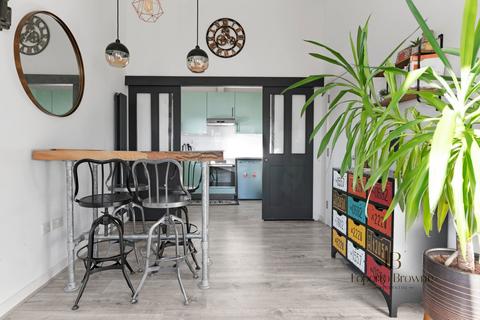 1 bedroom apartment for sale, Walm Lane, NW2