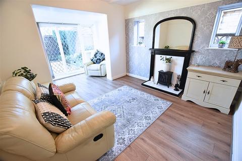 undefined, Queen Elizabeth Road, Grimsby DN36