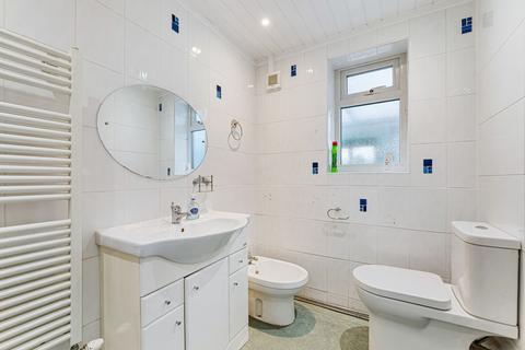 3 bedroom bungalow for sale, Wheatfield Road, Widnes WA8