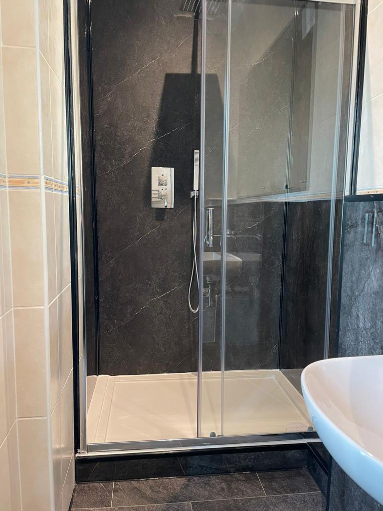 P - shower room