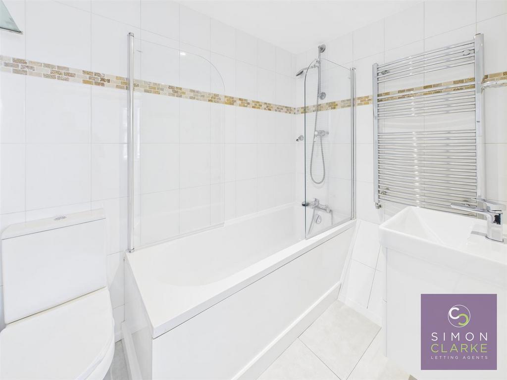 CAM05425 G0-PR0024-STILL007.jpg