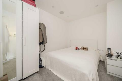 undefined, Hogarth Lane, London W4
